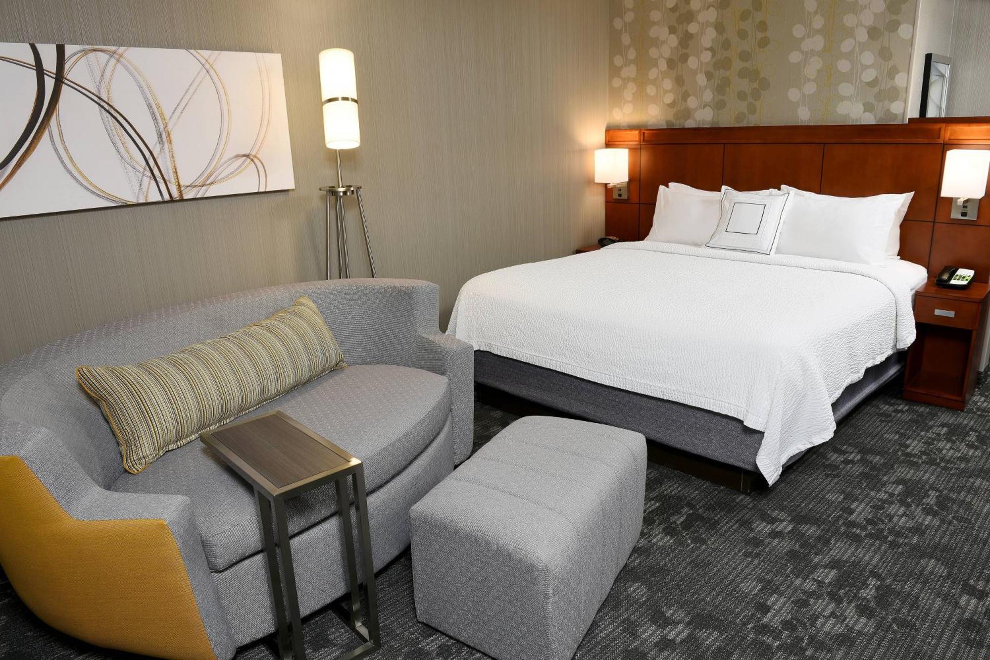 คอร์ตยาร์ด ซูส์ ฟอลส์ Hotel ซูฟอลส์ ภายนอก รูปภาพ