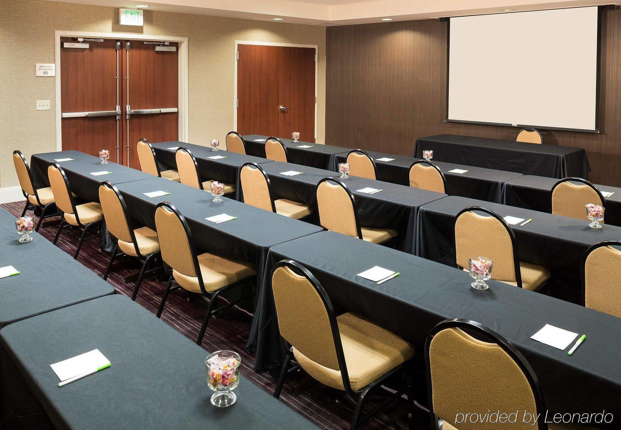 คอร์ตยาร์ด ซูส์ ฟอลส์ Hotel ซูฟอลส์ ภายนอก รูปภาพ